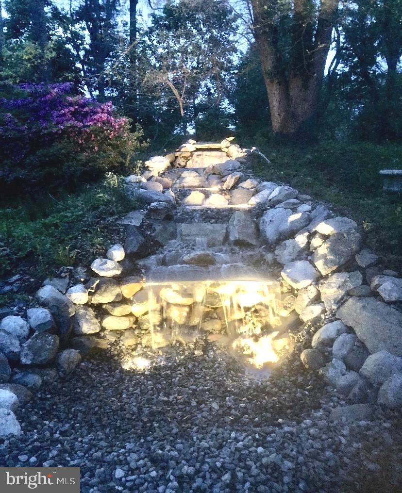 16 Fieldston Road West Windsor, NJ 08550 - Photo 33 of 34 a view of a yard with swimming pool