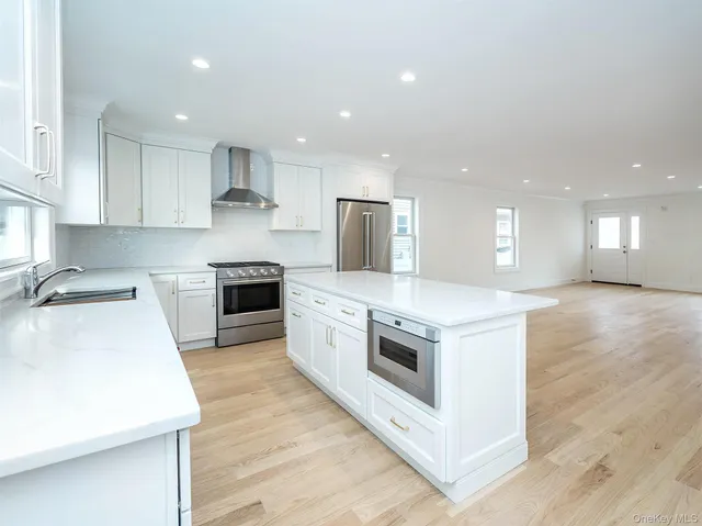 $8,500 | 35 B Dunwood Road, Port Washington, NY 11050