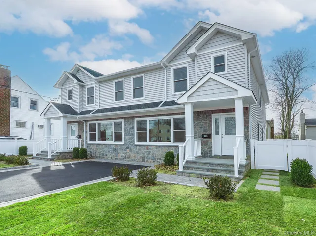 $8,500 | 35 B Dunwood Road, Port Washington, NY 11050