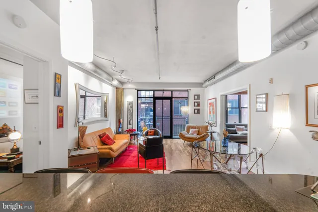 $4,200 | 1440 Church Street Northwest, Unit 403, Washington, DC 20005