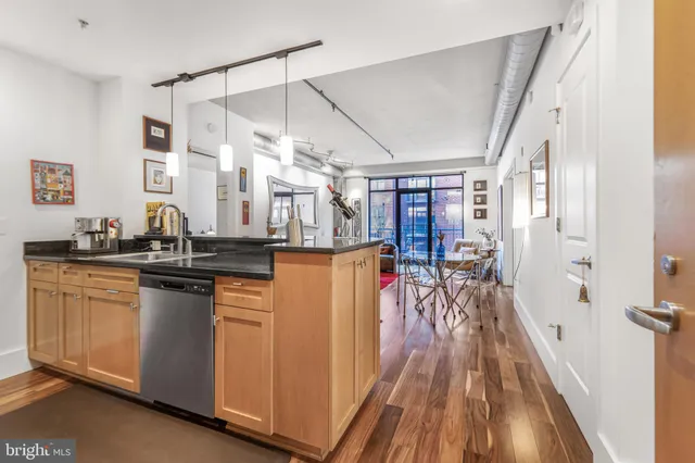 $4,200 | 1440 Church Street Northwest, Unit 403, Washington, DC 20005