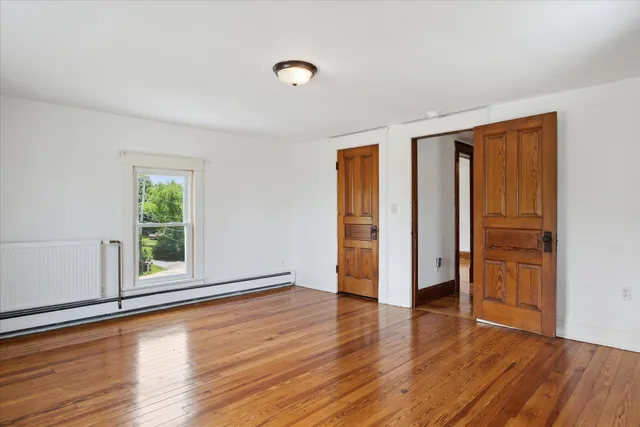 $290,000 | 402 Ann Arbor Street, Manchester, MI 48158