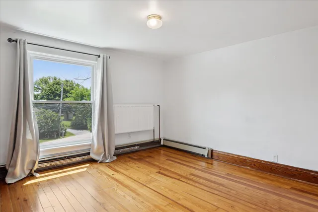 $290,000 | 402 Ann Arbor Street, Manchester, MI 48158