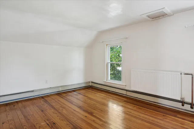 $290,000 | 402 Ann Arbor Street, Manchester, MI 48158