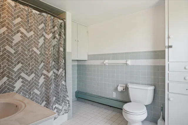 $290,000 | 402 Ann Arbor Street, Manchester, MI 48158