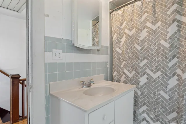 $290,000 | 402 Ann Arbor Street, Manchester, MI 48158