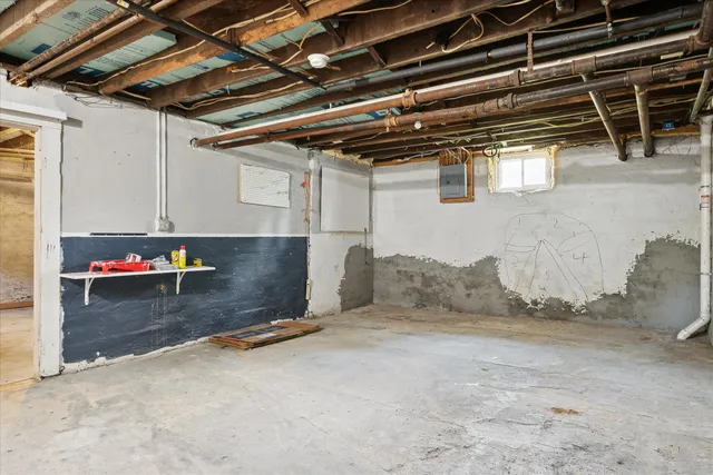 $290,000 | 402 Ann Arbor Street, Manchester, MI 48158