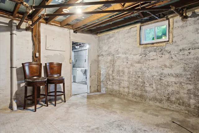 $290,000 | 402 Ann Arbor Street, Manchester, MI 48158