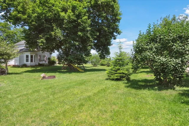 $290,000 | 402 Ann Arbor Street, Manchester, MI 48158