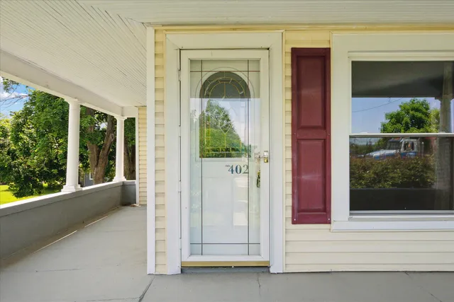 $290,000 | 402 Ann Arbor Street, Manchester, MI 48158