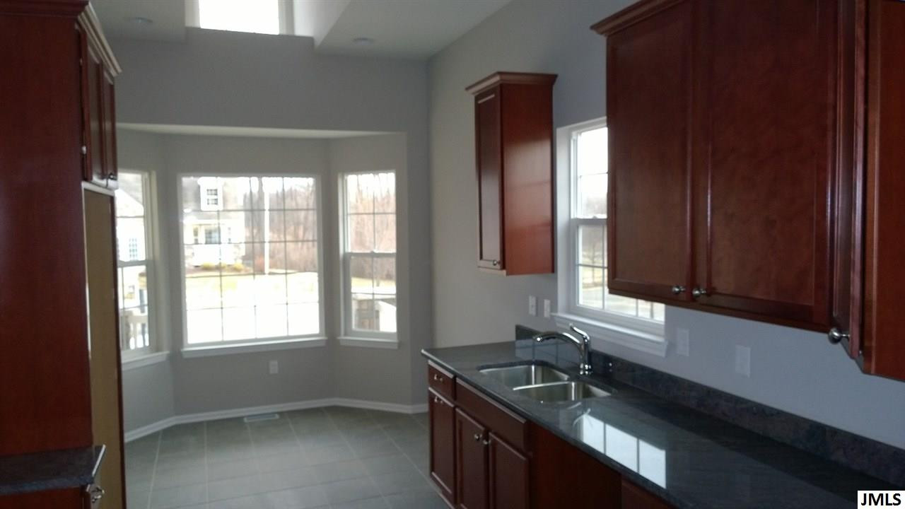 4607 Devon, Unit 12 Jackson, MI 49201 - Photo 2 of 5 Photo 2