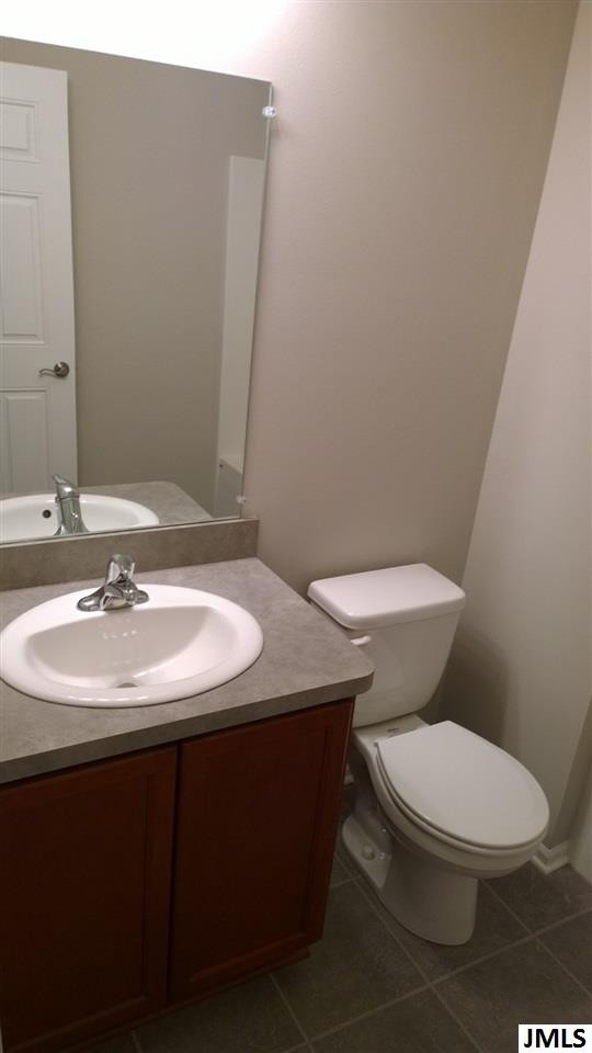 4607 Devon, Unit 12 Jackson, MI 49201 - Photo 3 of 5 Photo 3