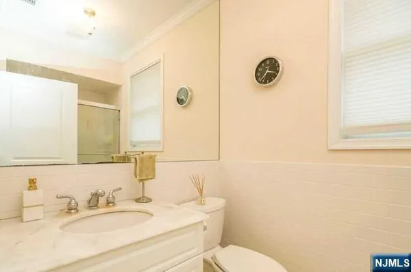 $3,650 | 14 Hemlock Lane, Tenafly, NJ 07670