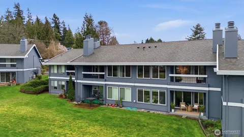 $489,000 | 11104 Northeast 68th Street, Unit A103, Kirkland, WA 98033