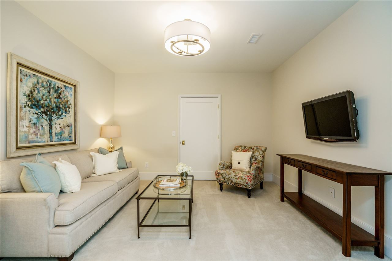 1346 Canterbury Road Raleigh, NC 27608 - Photo 22 of 30 Adjoins the lower level bedroom for the perfect guest suite. Sitting Room