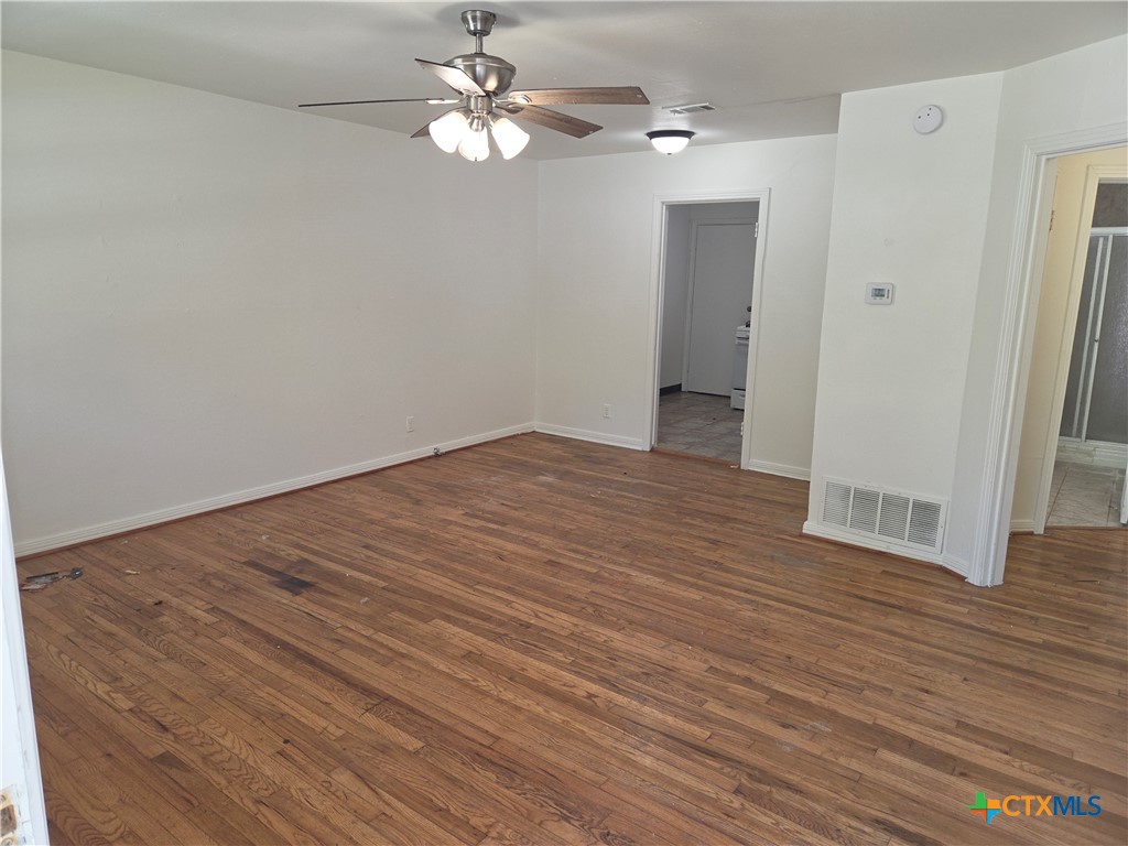 1909 South 15th Street Temple, TX 76504 - Photo 2 of 6