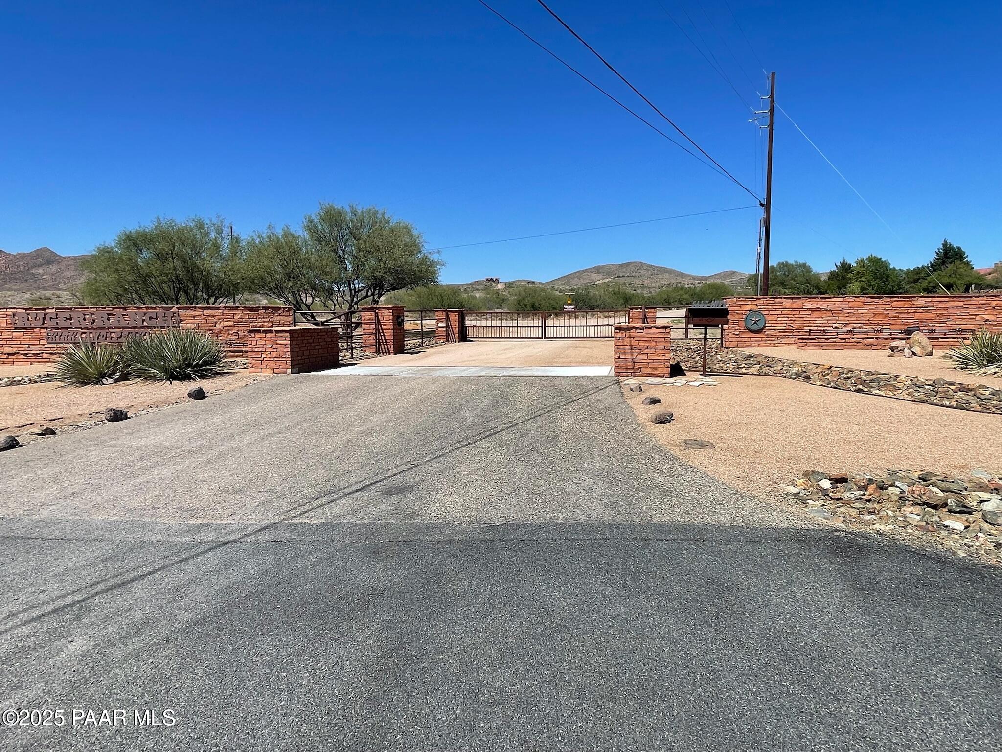 1 South Surefire Road Kirkland, AZ 86332 - Photo 5 of 12 IMG_3066