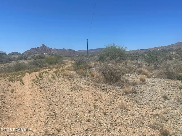 $120,000 | 1 South Surefire Road, Kirkland, AZ 86332