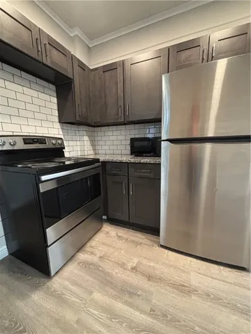 $2,200 | 4 Jay Street, Unit 1, Westerly, RI 02891