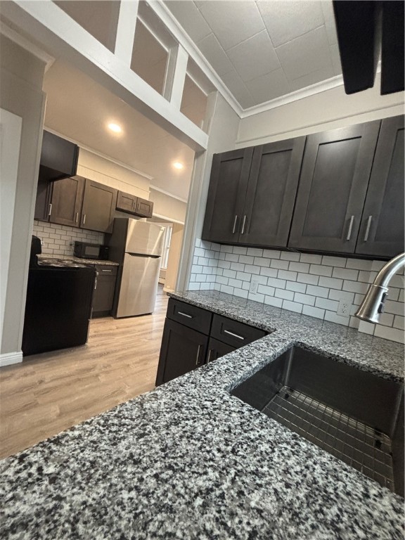 4 Jay Street, Unit 1 Westerly, RI 02891 - Photo 17 of 32 Granite Countertops