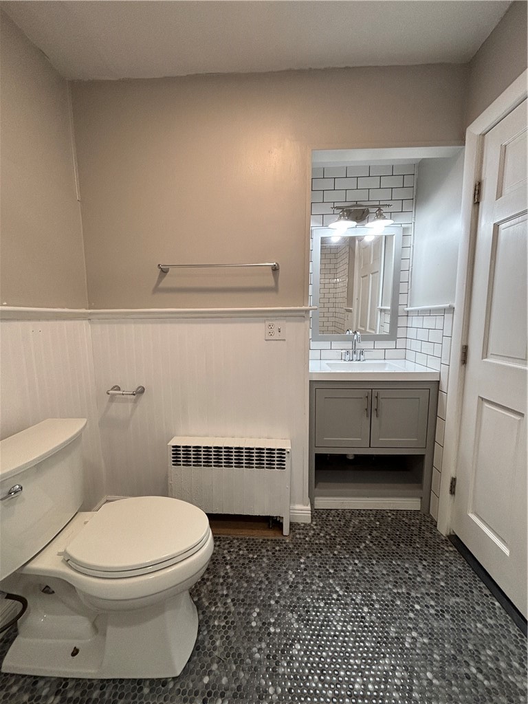 4 Jay Street, Unit 1 Westerly, RI 02891 - Photo 25 of 32 Bathroom