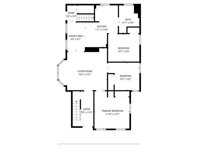 $2,200 | 4 Jay Street, Unit 1, Westerly, RI 02891