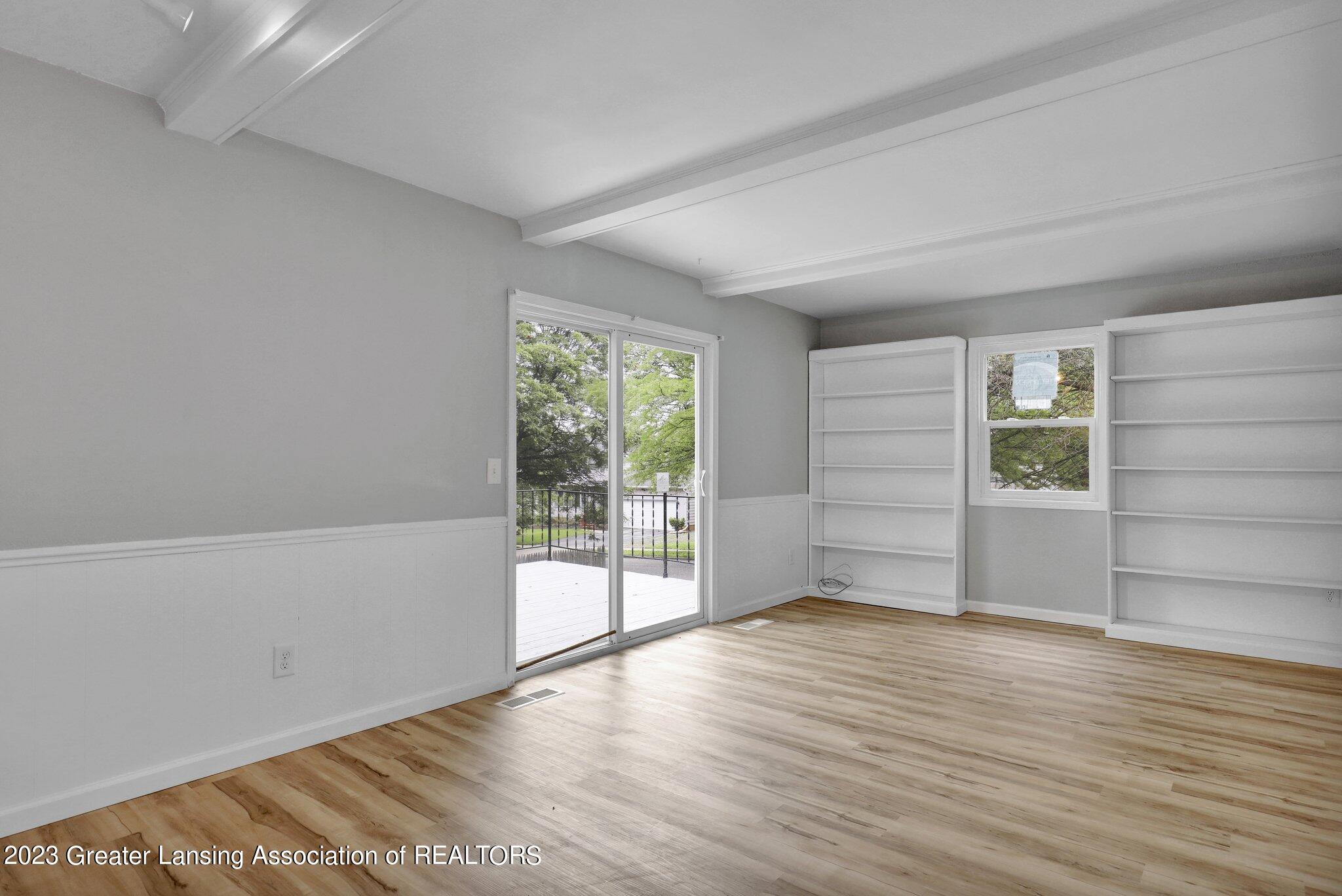 900 West Cavanaugh Road Lansing, MI 48910 - Photo 7 of 32 7-web-or-mls-Open Ended Media-6