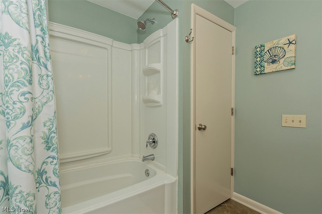 2491 Eaton Road Cleveland, OH 44118 - Photo 25 of 35 Gallery Image 25