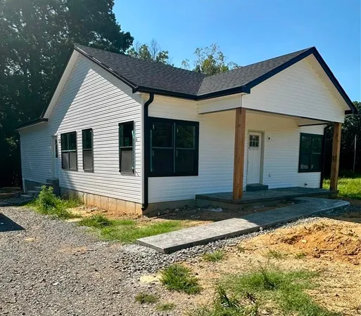 $276,500 | 198 Smalling Road, Adolphus, KY 42120