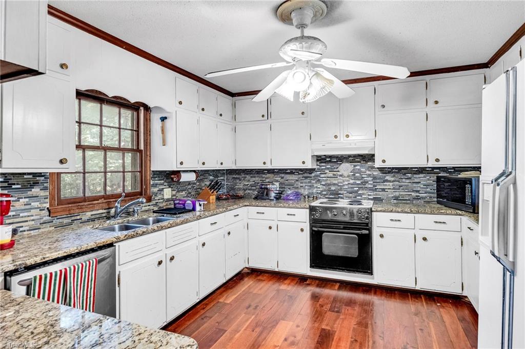 170 Jay Lane Reidsville, NC 27320 - Photo 14 of 37