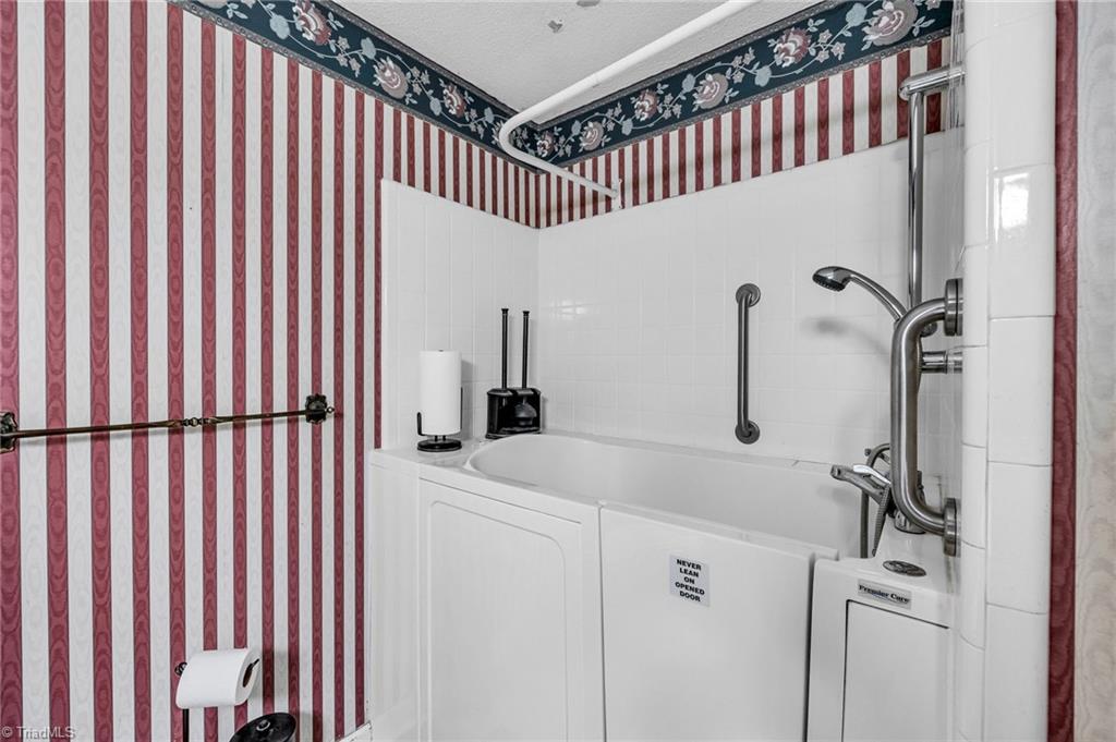 170 Jay Lane Reidsville, NC 27320 - Photo 21 of 37