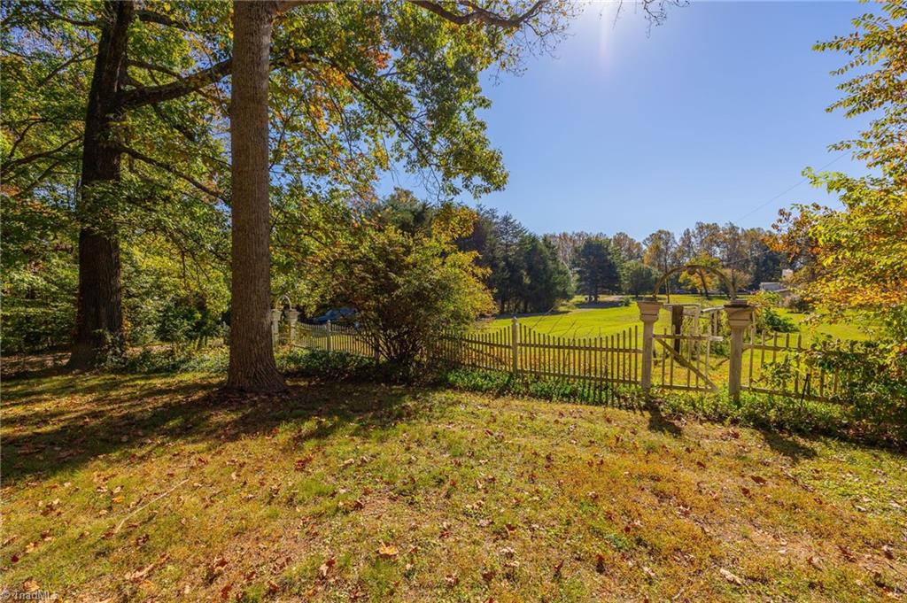 170 Jay Lane Reidsville, NC 27320 - Photo 6 of 37