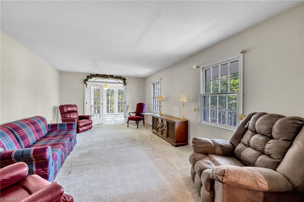 170 Jay Lane Reidsville, NC 27320 - Photo 10 of 37