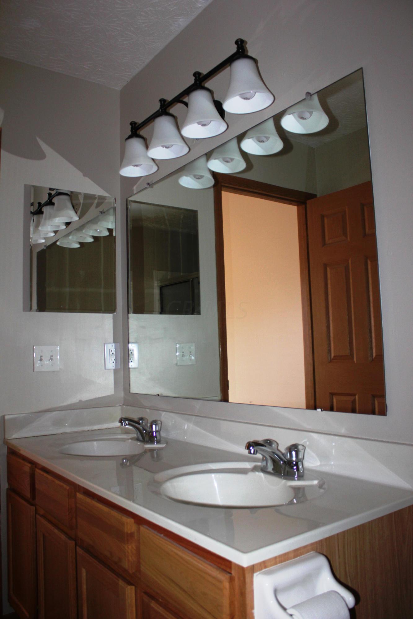 2970 East Powell Road Columbus, OH 43240 - Photo 13 of 21 Gallery Image 13