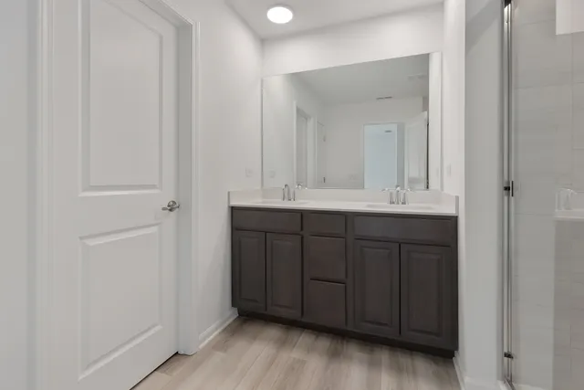 $475,000 | 541 Wolverine Drive, Aurora, IL 60502