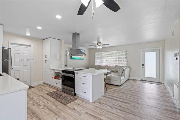 $3,500 | 2485 Northwest 84th Way, Sunrise, FL 33322
