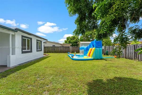 $3,500 | 2485 Northwest 84th Way, Sunrise, FL 33322