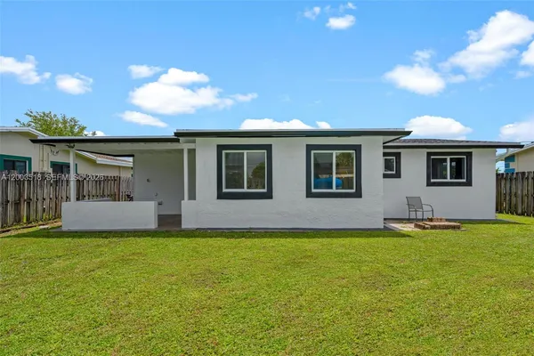 $3,500 | 2485 Northwest 84th Way, Sunrise, FL 33322