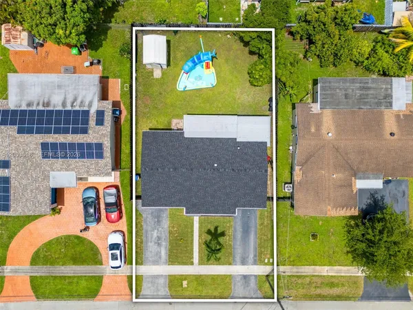 $3,500 | 2485 Northwest 84th Way, Sunrise, FL 33322