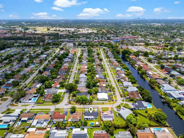 $3,500 | 2485 Northwest 84th Way, Sunrise, FL 33322