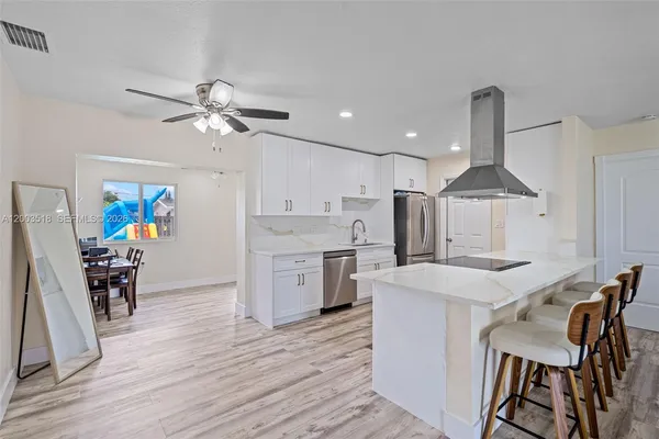 $3,500 | 2485 Northwest 84th Way, Sunrise, FL 33322