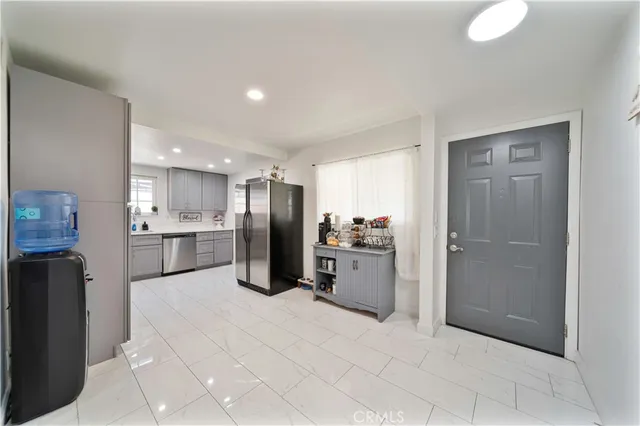 $738,000 | 371 South Alexander Avenue, Upland, CA 91786