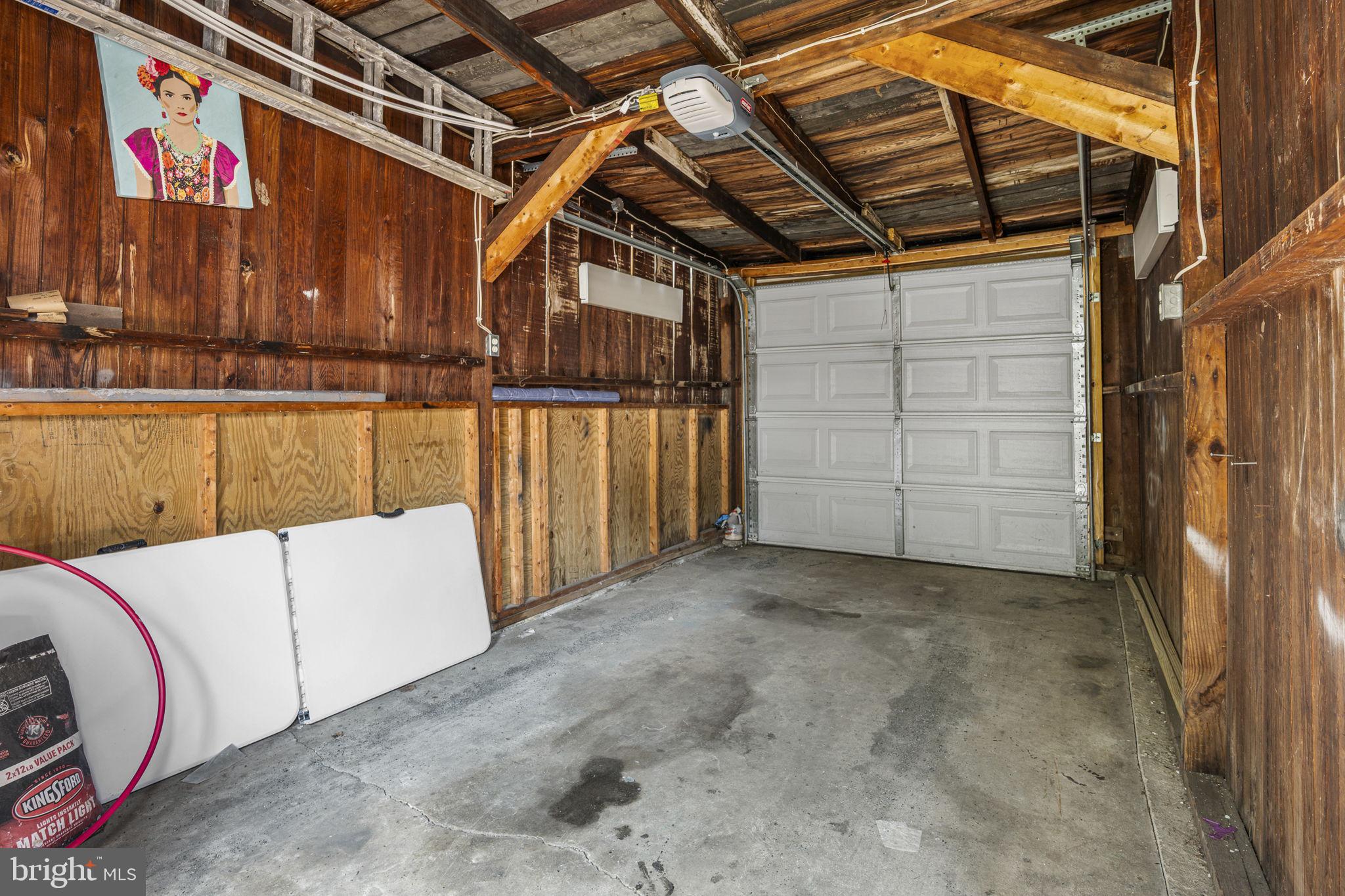 115 Park Avenue Reading, PA 19605 - Photo 24 of 28 a view of a garage