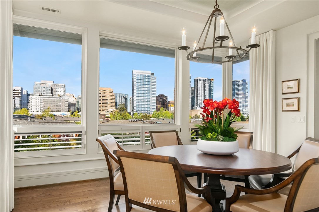 915 Belfair Road Bellevue, WA 98004 - Photo 2 of 28 Gallery Image 2