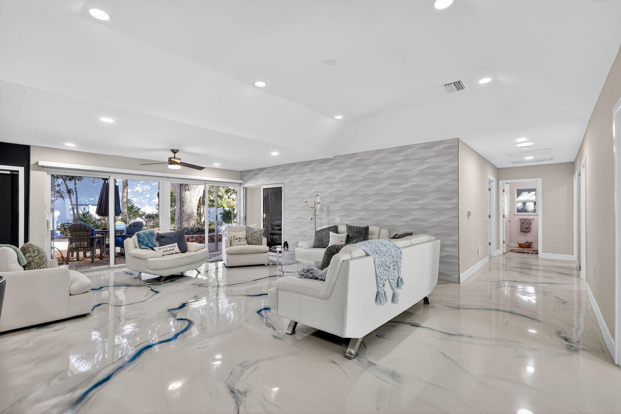 7598 West Country Club Boulevard Boca Raton, FL 33487 - Photo 3 of 103 25-web-or-mls-_82A8160