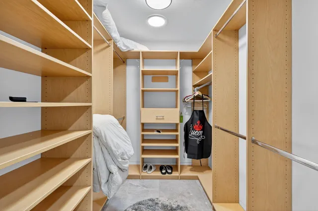 $1,095,000 | 7598 West Country Club Boulevard, Boca Raton, FL 33487