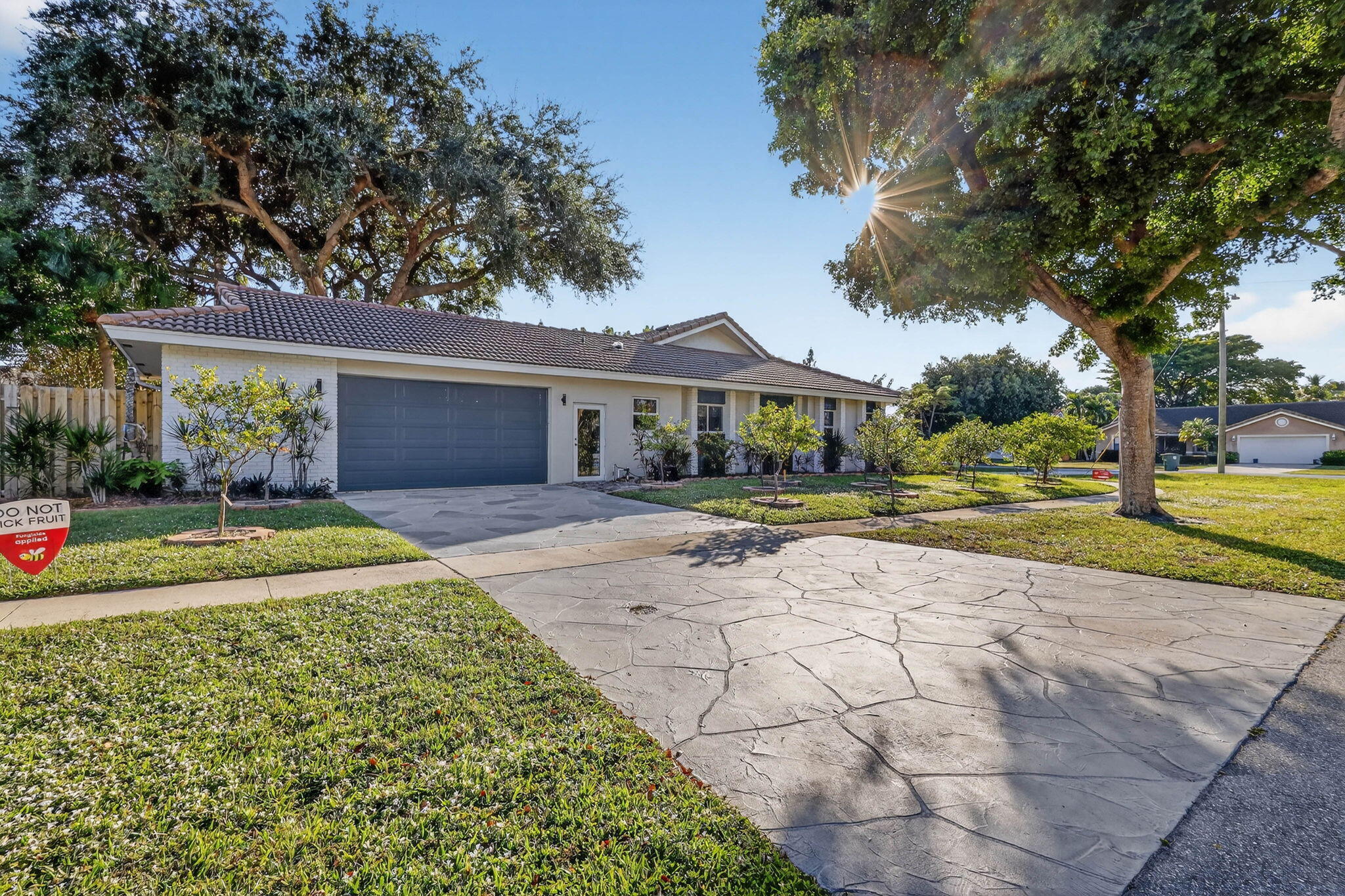 7598 West Country Club Boulevard Boca Raton, FL 33487 - Photo 48 of 103 5-web-or-mls-_82A8404