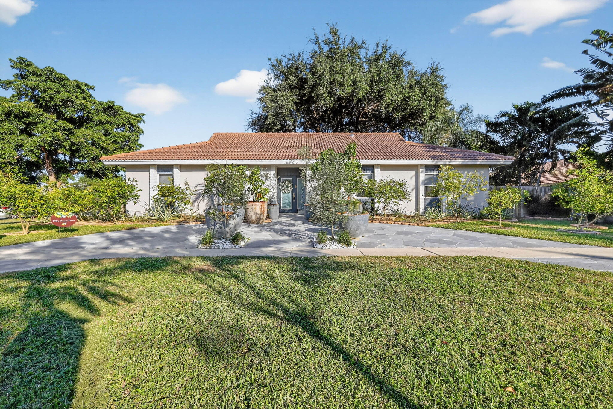 7598 West Country Club Boulevard Boca Raton, FL 33487 - Photo 49 of 103 8-web-or-mls-_82A8413