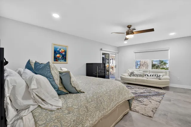 $1,095,000 | 7598 West Country Club Boulevard, Boca Raton, FL 33487