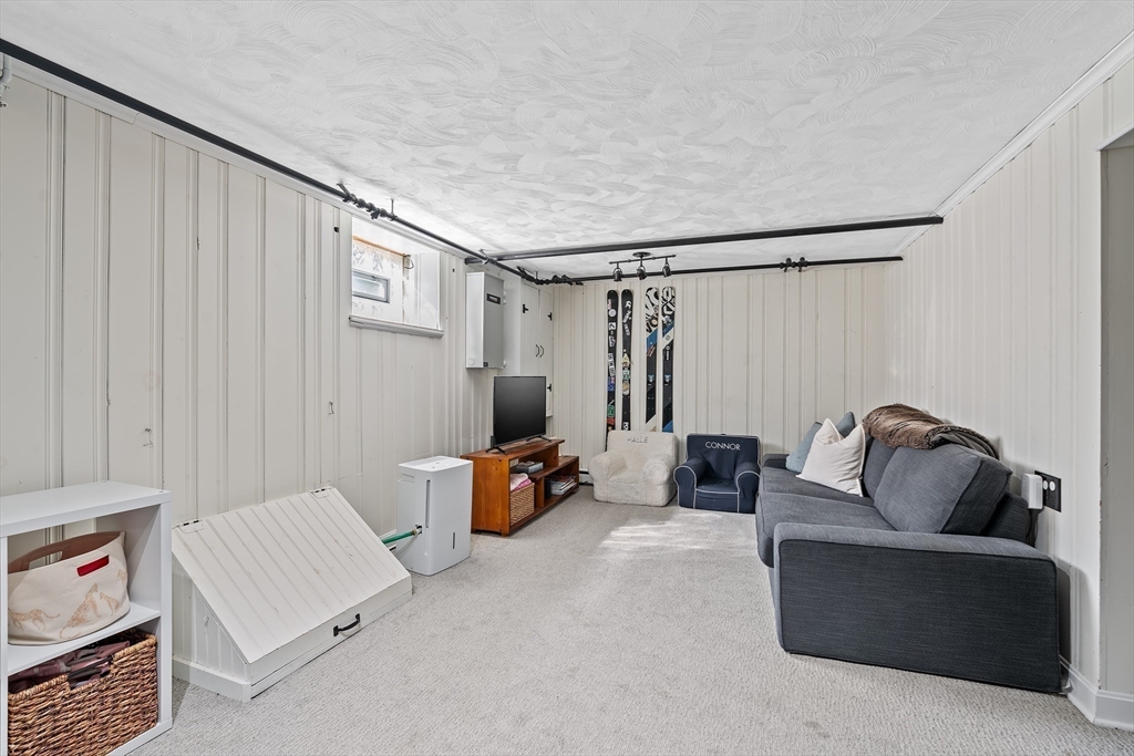 17 Keane Road Boston, MA 02132 - Photo 33 of 42